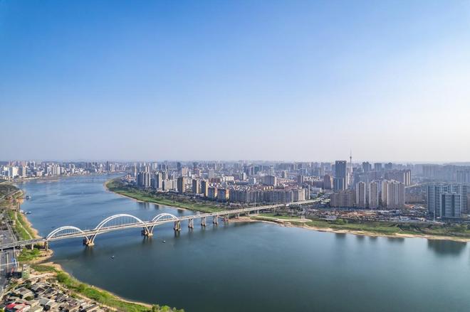 _这十年,中国换了一种增长逻辑_这十年,中国换了一种增长逻辑