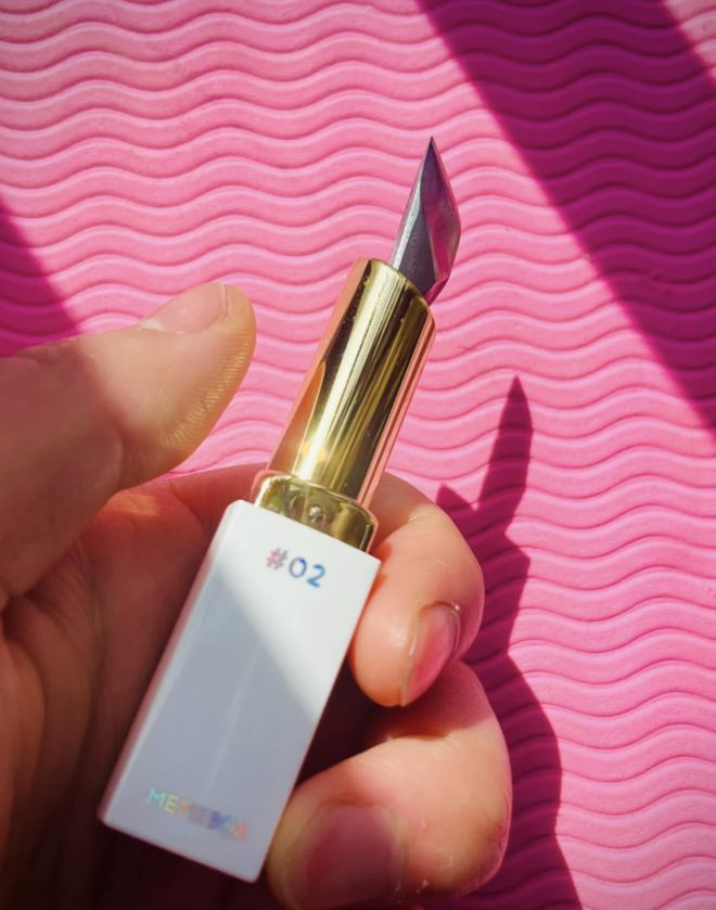挡鼠板要贴着门装__通勤装品牌