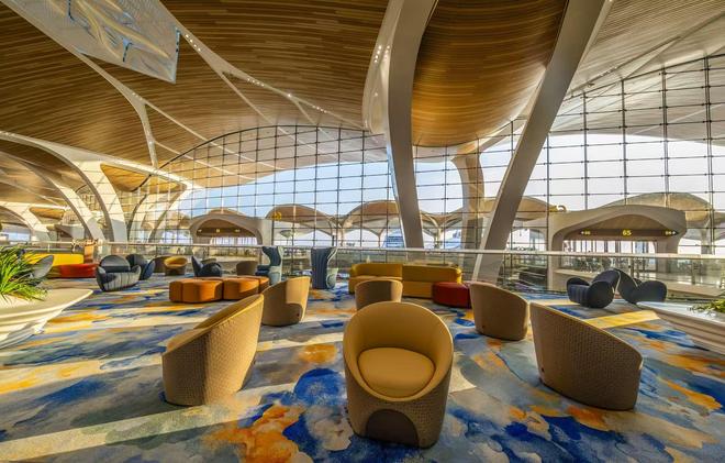 白云机场天空舞台_白云机场上空图片_