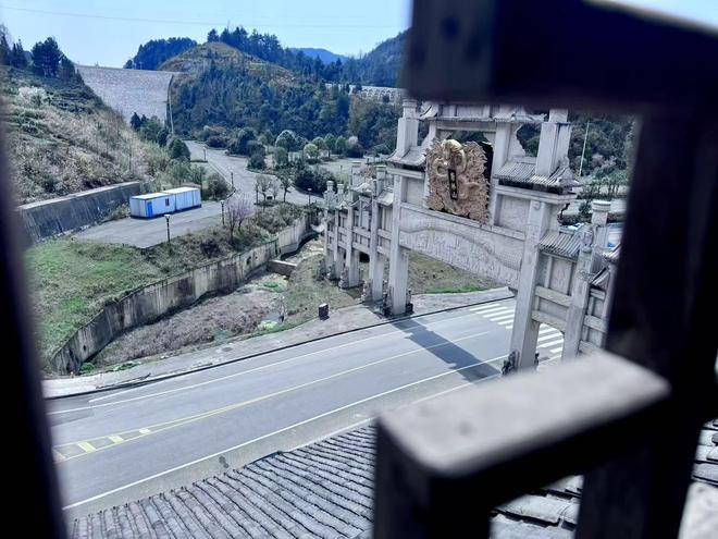 “复活”水司楼：独山400亿地方债的新故事__“复活”水司楼：独山400亿地方债的新故事