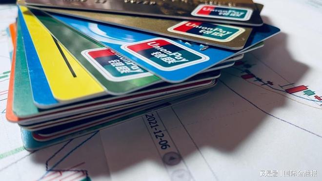 银行批量上调代销基金风险等级，投资者如何应对？