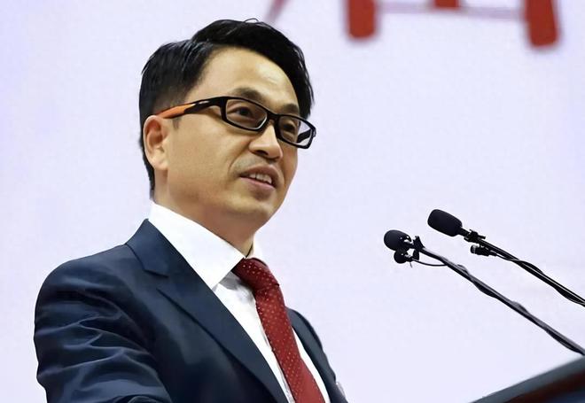 百济神州上半年营收175亿：高瓴消失在前十股东行列 今年套现百亿