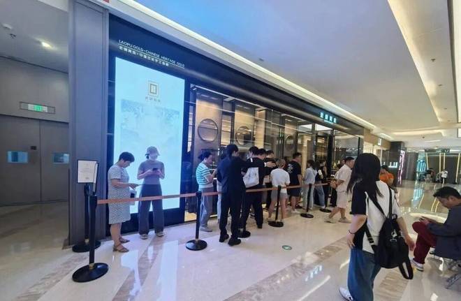 爱马仕价格变化_爱马仕调价_