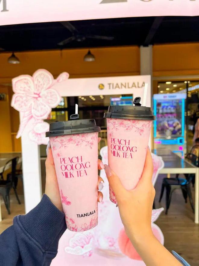 奶茶秋季新品__国外奶茶杯设计