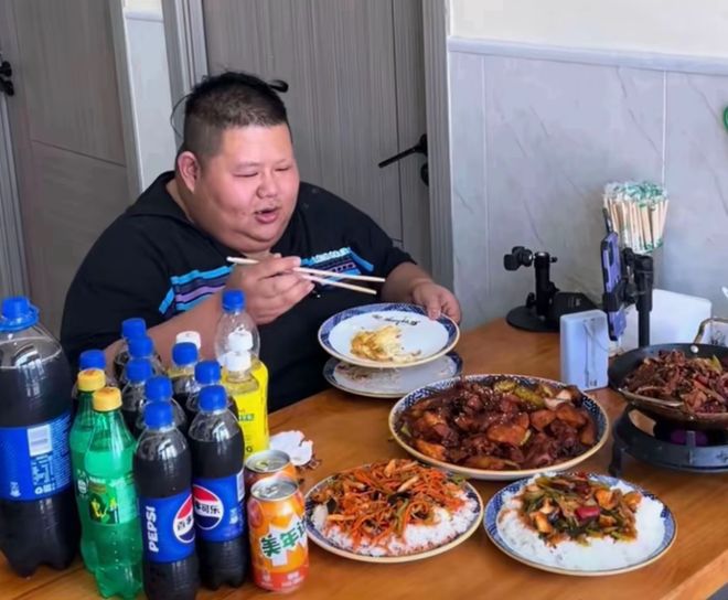 良子的400斤大胃袋，装不下他的七宗罪_良子的400斤大胃袋，装不下他的七宗罪_