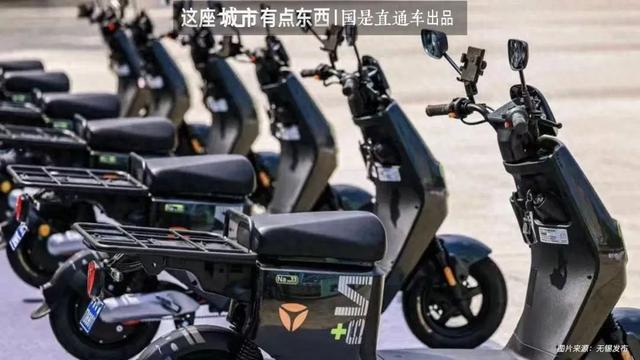 _电动车闯机动车道_坐电动车闯红灯
