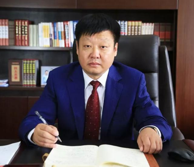 内蒙古集团董事长__内蒙古公司董事长