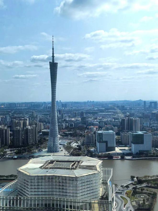 Staycation风潮来了：在酒店里躺平，比旅游更治愈