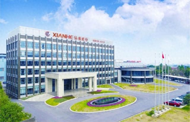 行业低谷期，市值145亿元造纸公司拟豪掷110亿元投资，资产负债率已超65％