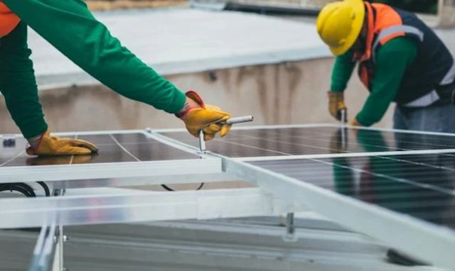 亏损阴影下的锂电隔膜龙头:为何看上了上游“卖铲人”?__亏损阴影下的锂电隔膜龙头:为何看上了上游“卖铲人”?