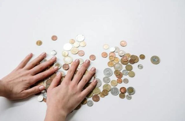 亏损阴影下的锂电隔膜龙头:为何看上了上游“卖铲人”?__亏损阴影下的锂电隔膜龙头:为何看上了上游“卖铲人”?