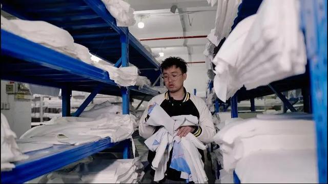 _营业额千万老板一年利润多少_老板赚钱