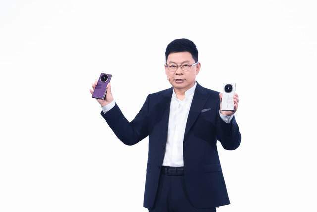 华为Mate XTs非凡大师及全场景新品发布会召开，多款重磅产品亮相