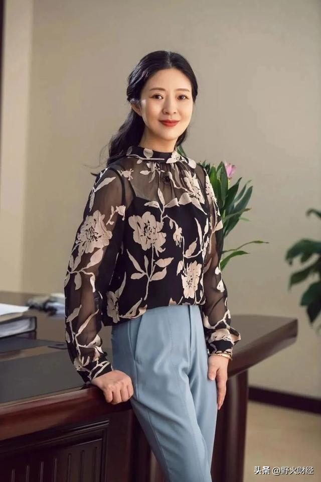 _江阴银行高管薪酬_江阴人行行长