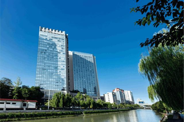 700亿四川国企换将，去年人均薪酬26万