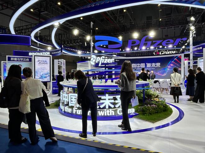 进博观察丨“反向创新”时代：进博会上，跨国巨头有了新的“中国答案”