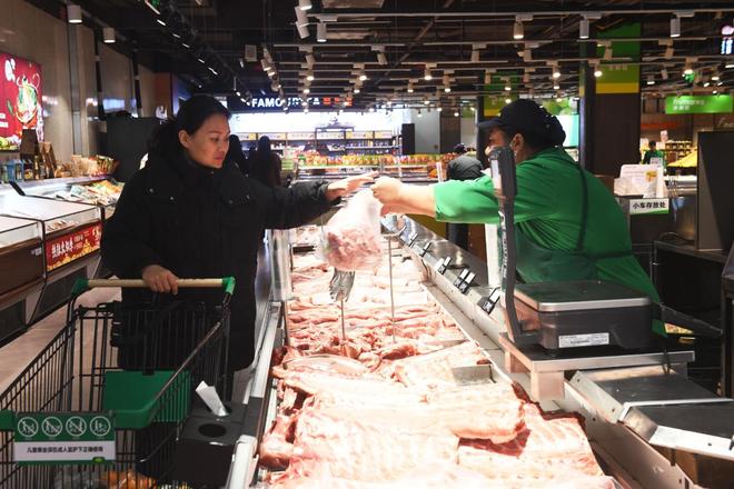 猪价“温水煮青蛙” 行业仍在“磨底”