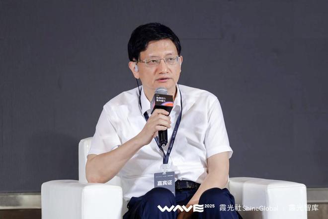 tcl移动互联网新兴业务中心_双向出口是什么意思_