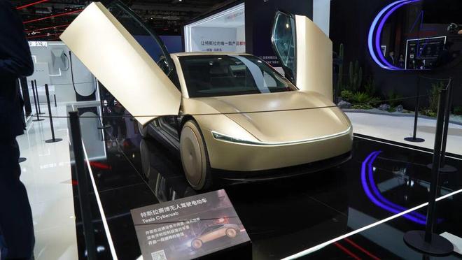 聚焦进博｜以进博为平台，全球汽车大秀中国“朋友圈”__聚焦进博｜以进博为平台，全球汽车大秀中国“朋友圈”