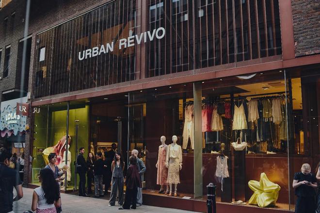 全球化布局加速，UR英国新店于伦敦科文特花园盛大开业