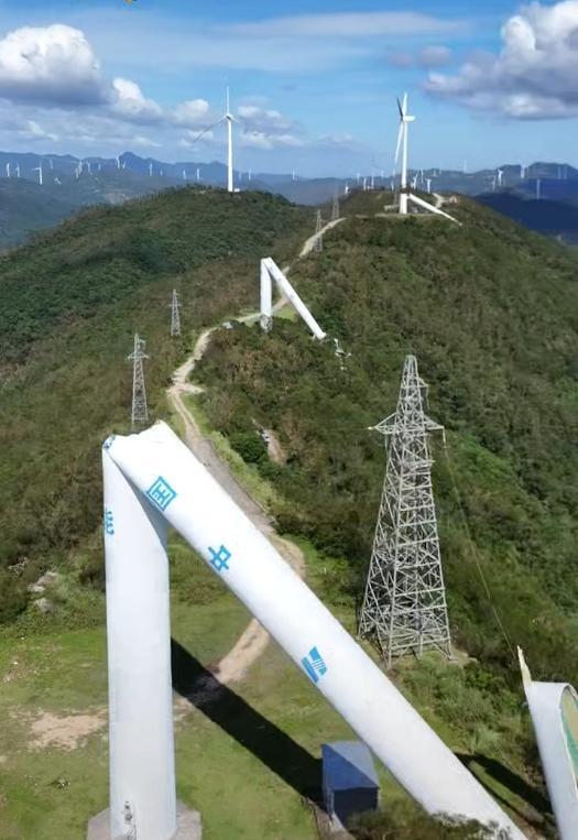 抵押车交强险能买自己的名字吗_台风对电力股票影响_