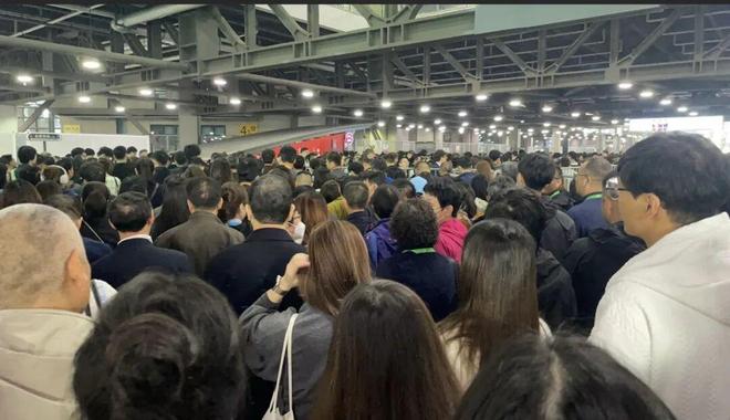 实探！进博会含“金”量多少？__实探！进博会含“金”量多少？