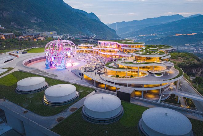 时尚经典的诞生__时尚如何成为经典