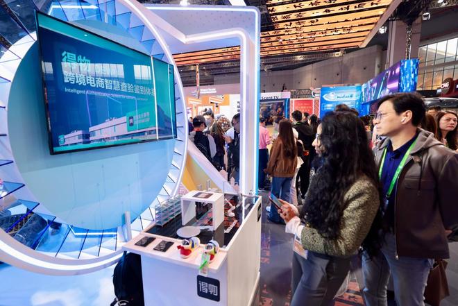 进博观察｜搭平台促融合 进博会带动文化商业同频共振__进博观察｜搭平台促融合 进博会带动文化商业同频共振