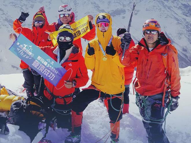 安徽冲锋信息技术有限公司官网_冲锋衣视频_