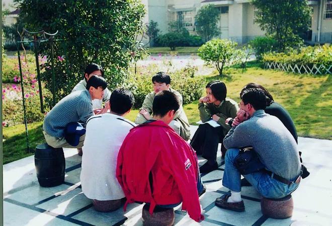 _马云从阿里退出后在干什么_马云还会回到阿里巴巴嘛