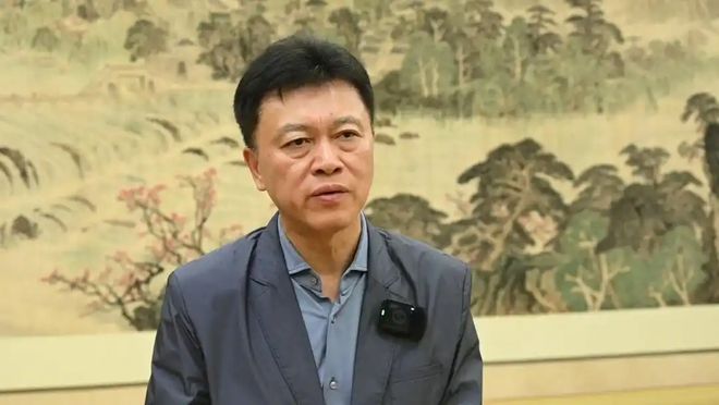 _2025第一个网红城市诞生，60岁的高书记藏不住了_2025第一个网红城市诞生，60岁的高书记藏不住了