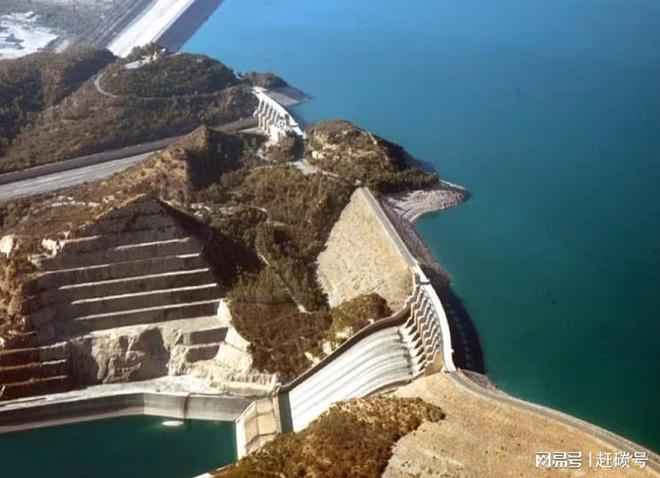 巴基斯坦发电依赖进口_巴基斯坦在建火电厂_