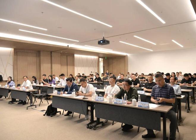 _主办和承办可以是一个单位吗_主办承办协办冠名排序