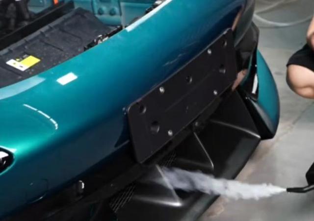 多名小米SU7 Ultra车主要求退车！有人称“两个孔就是装饰”，与宣传功能不符