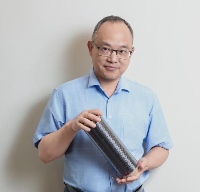 湖南教授闯“禁区”，一根纤维搏百亿美元大市场