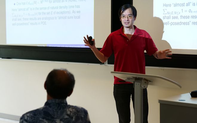 数学界顶流陶哲轩缺钱了！美国留不住人，中国这次能捡个大宝贝吗_数学界顶流陶哲轩缺钱了！美国留不住人，中国这次能捡个大宝贝吗_