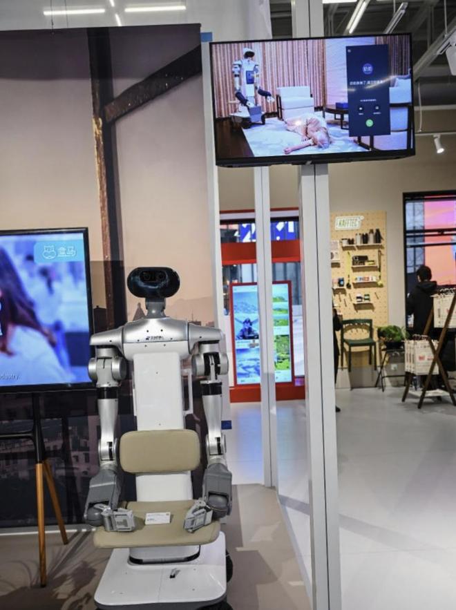 大江东｜进博观察⑥:"黑"与"白"间看创新_大江东｜进博观察⑥:"黑"与"白"间看创新_