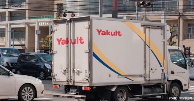 一年连关两厂，风靡全国的顶流养乐多为啥没人买了？__一年连关两厂，风靡全国的顶流养乐多为啥没人买了？