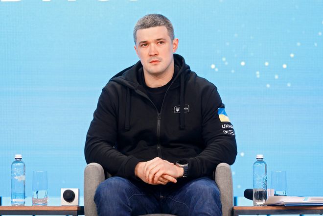 无人驾驶战斗机_无人战斗车辆_