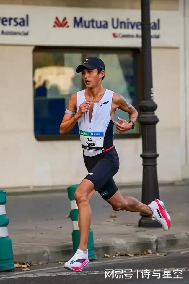 马拉松破纪录的鞋__马拉松破世界纪录鞋子