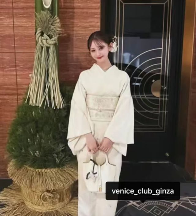 券商美女_知名券商女下属_