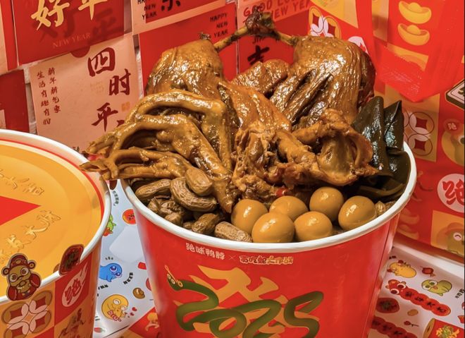 摆地摊门路_步行街摆地摊_