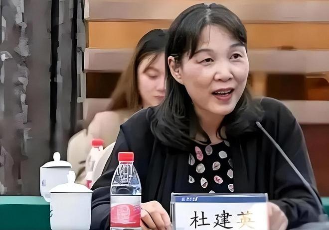 _三个私生子起诉宗馥莉，宗庆后给娃哈哈埋了颗大雷_三个私生子起诉宗馥莉，宗庆后给娃哈哈埋了颗大雷