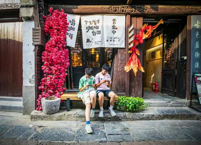 在南京高淳，年轻人为什么能“横”着走？__在南京高淳，年轻人为什么能“横”着走？