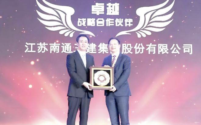 _许家印最大的苦主，又被悬赏2535万！_许家印分了多少钱