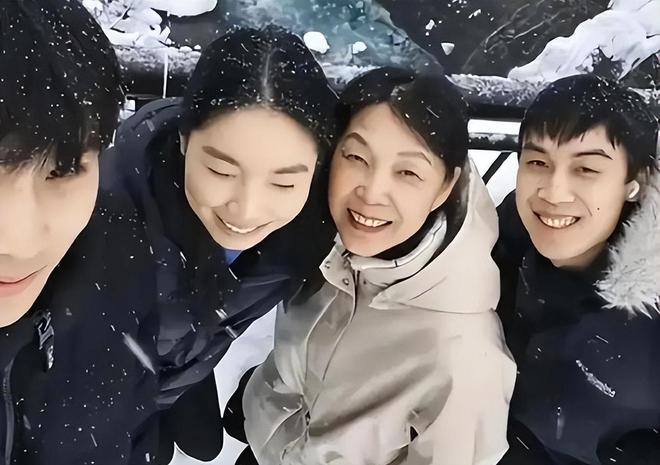 _复仇娃娃叫什么名_娃哈哈董事长女儿宗馥莉