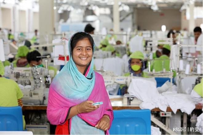 蚂蚁森林捐步能量_膜下滴灌在膜下应用滴灌技术_