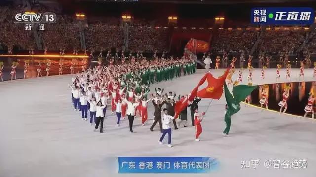 八字富贵女命100例__癸水生未月富贵命例