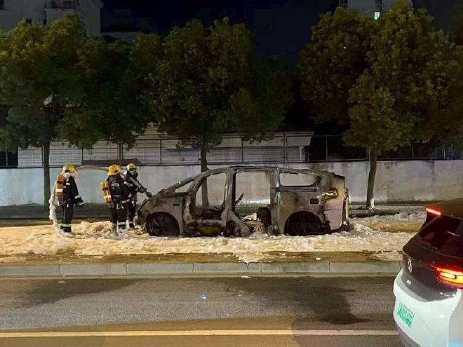 21独家｜MEGA起火，理想问责14人_21独家｜MEGA起火，理想问责14人_