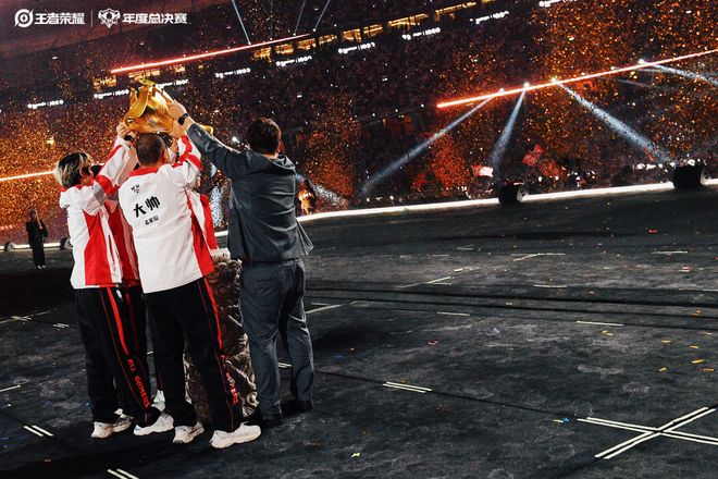 _把6万人塞进鸟巢看游戏，它离“冲出亚洲”只差一口气_把6万人塞进鸟巢看游戏，它离“冲出亚洲”只差一口气